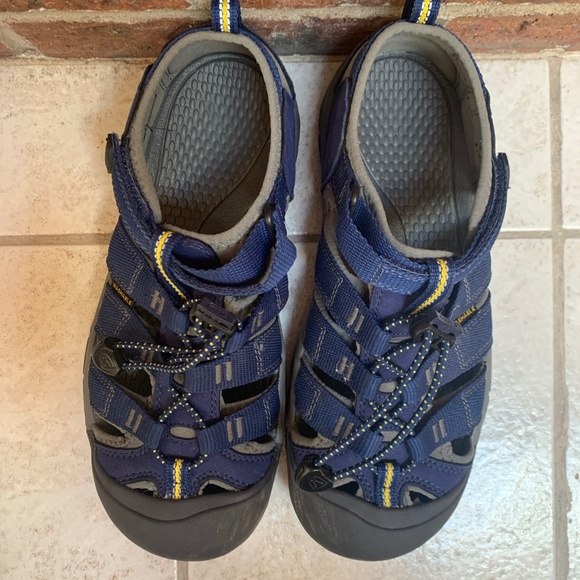 KEEN Newport Youth Waterproof Sandals Unisex Girls Boys 9212-Navy Blue US Size 5 - Picture 3 of 15